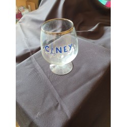 Verre à Ciney